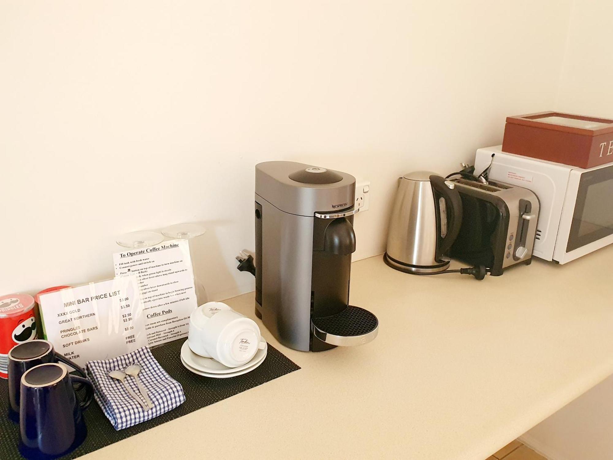 Rockhampton Palms Motor Inn Стая снимка
